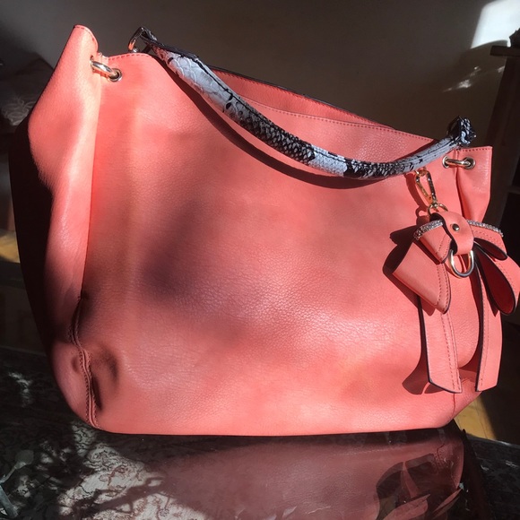 Handbags - Hobo bag